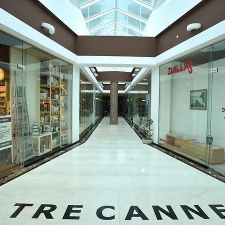 Апартаменты Luxury Tre Canne *